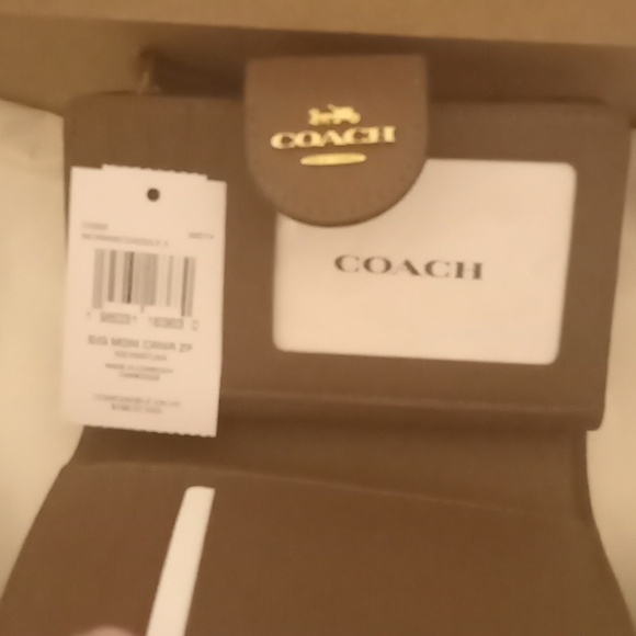 Coach khaki saddle 2 wallet - Picture 4 of 7